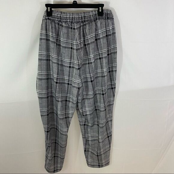 Ava and Viv Mid Rise Pull on Knit Pants - Picture 4 of 5